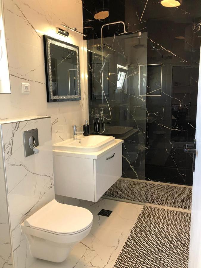 ビビニェApartman Luceアパートメント エクステリア 写真