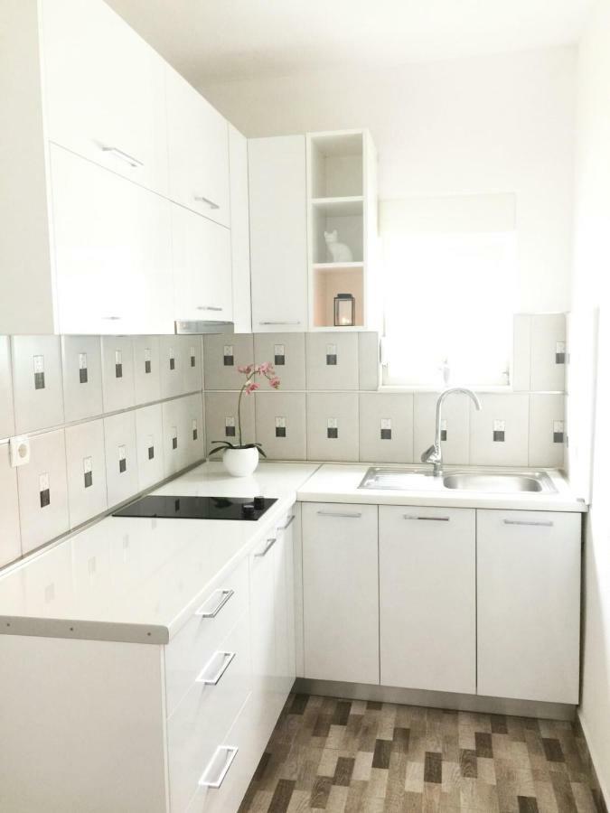 ビビニェApartman Luceアパートメント エクステリア 写真