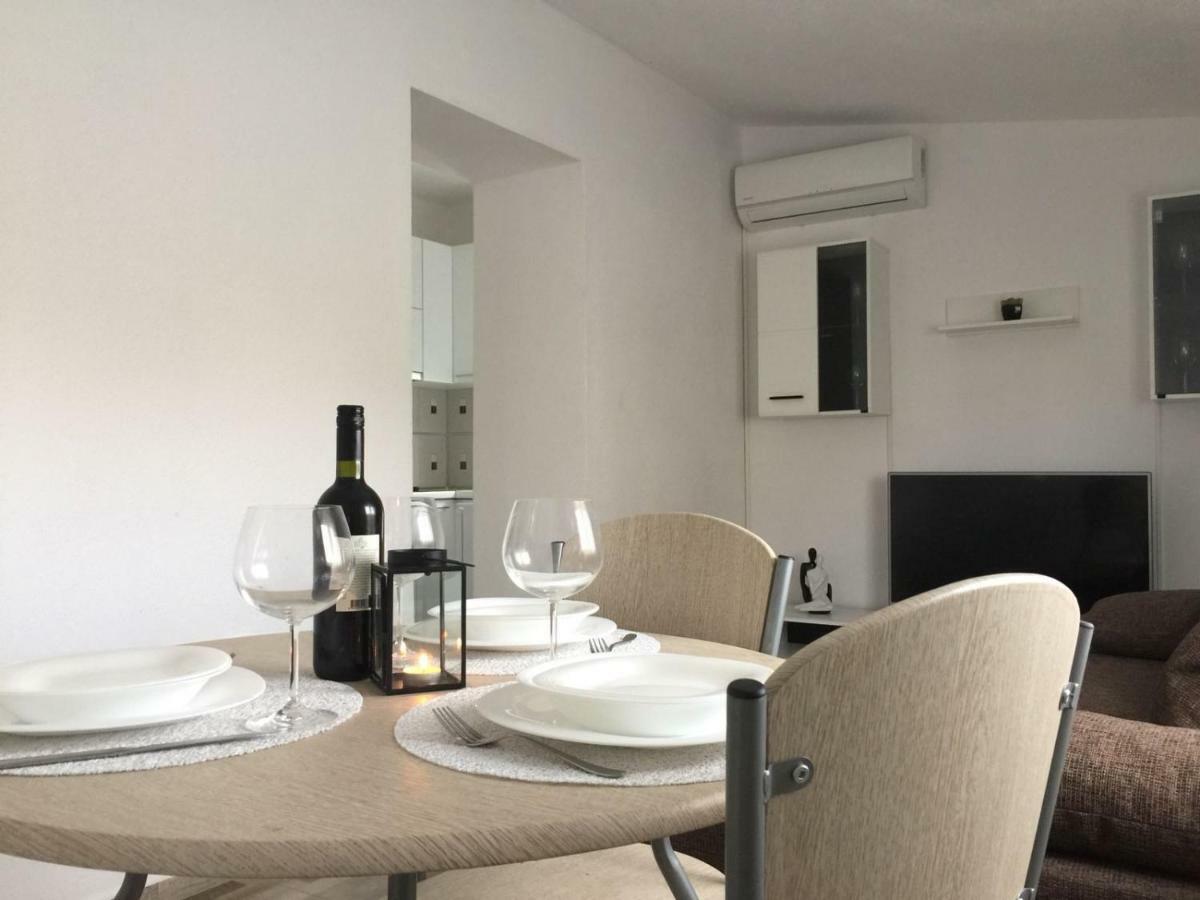 ビビニェApartman Luceアパートメント エクステリア 写真